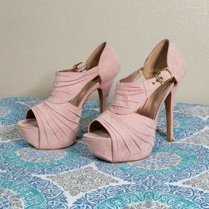 SUPER Cute Blush/Beige Qupid Heels